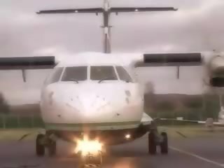 Super air hostess suçage pilots grand bite