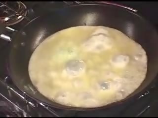 Után gecinyelés - scrambled eggs