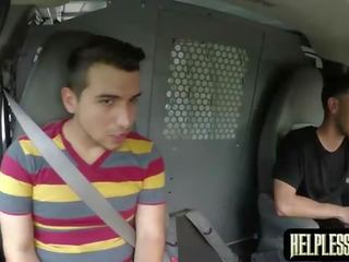Autostoppista giovane gay trapanata difficile in prigione sotterranea