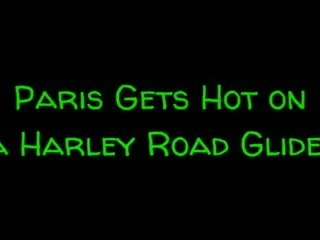 Paryžius gauna tremendous apie a harley kelias glide, hd xxx video 0e